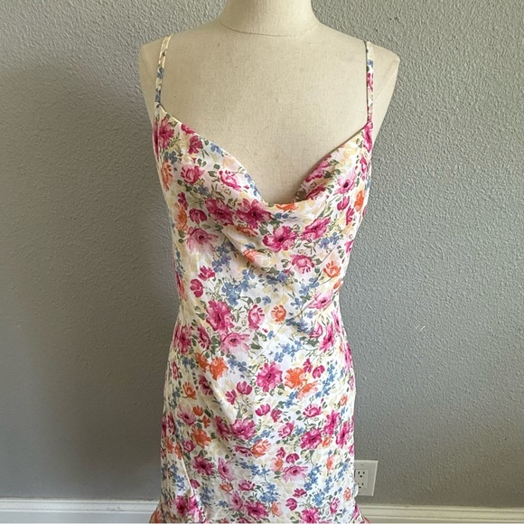 Jessica Simpson Slip Floral Dress Size Medium Assymetrical Ruffle Hem Cowl Neck - Picture 2 of 5